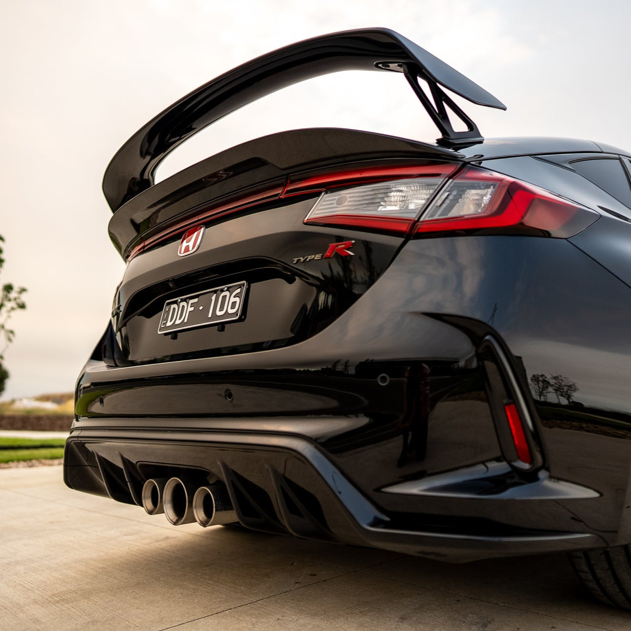 Trunk lip Type R 11th gen